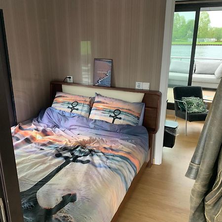 Houseboot Solcamastraat 24 C Hotel Suameer ภายนอก รูปภาพ